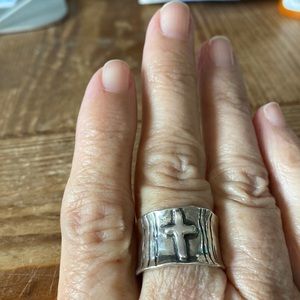 Modern Cross Ring